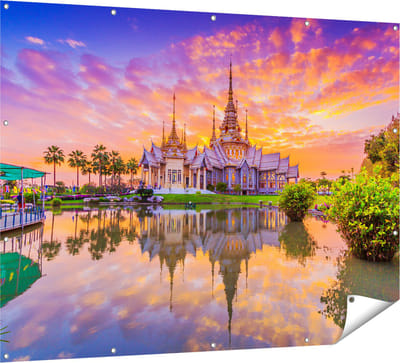 Gards Tuinposter Wat Non Kum Tempel in Thailand - 160x120 cm - Tuindoek - Tuindecoratie - Wanddecoratie buiten - Tuinschilderij