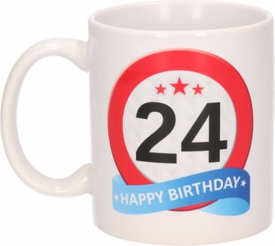 Beallatio Decorations - 24 jaar Verjaardag koffiemok - cadeau beker - stopbord print met happy birthday - 300 ml - keramiek - wit