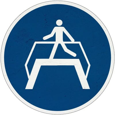 Voetbrug gebruiken verplicht gebodsbord - M023 | Sign Again materiaal | 10 cm