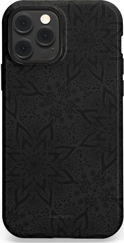 Casetastic Hoesje Geschikt voor Apple iPhone 12/12 Pro Magsafe - Stijlvolle Beschermende Duo-layer Case - Mandala stijl