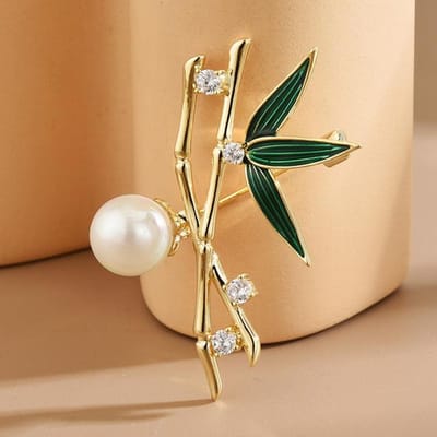 Beroemd Merk Mode Bamboe Emaille Kristal Spelden Broche Elegant Vrouwen Dame Hoge Kwaliteit Eenvoudig Ontwerp Corsage Jurk Pak Badges beige