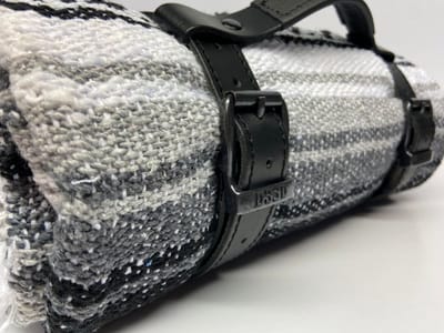 Dries Design D3SD - Mexicaanse deken – Dekenhouder – Harley – Chopper – Leder dekenhouder – Leren dekenhouder - Mexico sarapes – serapes – saltillos – Zwart - #301