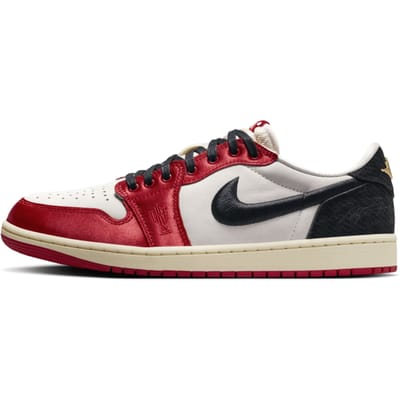 Jordan 1 Retro Low OG 'Trophy Room Away' - Maat 41