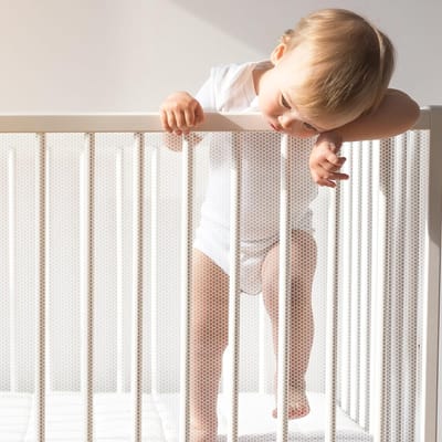 Dailygoods- Veiligheidsnet 3 m x 78 cm - Veiligheidsnet voor kinderen - Trapnet - Omheining trapleuning - Duurzaam mesh-materiaal - Eenvoudig aanpasbaar
