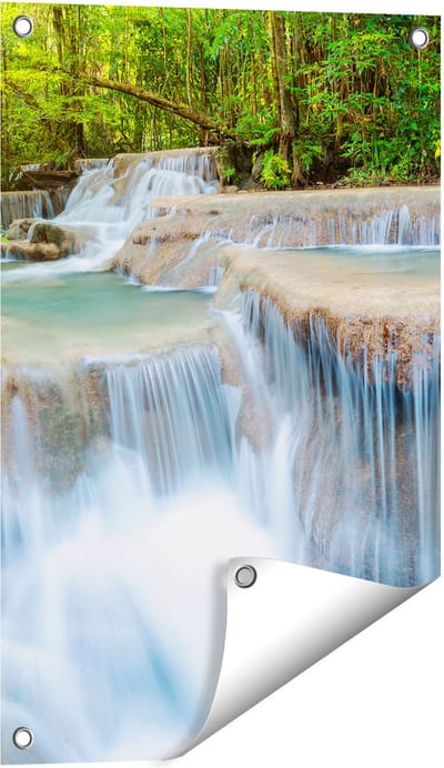 Gards Tuinposter Waterval in het Bos in Thailand - 40x60 cm - Tuindoek - Tuindecoratie - Wanddecoratie buiten - Tuinschilderij