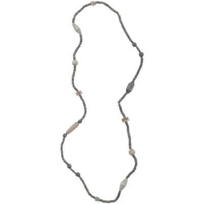 Behave – Lange kralenketting dames – Organische stijl met karakter