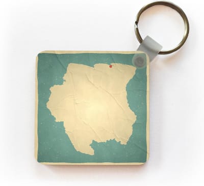 Sleutelhanger - Uitdeelcadeautjes - Een geïllustreerde versie van de Surinaamse kaart met een vintage effect - Plastic