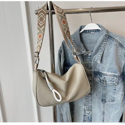 Sacoche décontractée en tissu Oxford à large bandoulière pour femme Sac simple pour le trajet Quotidien Sac bandoulière de niche haut de gamme pour femme vert