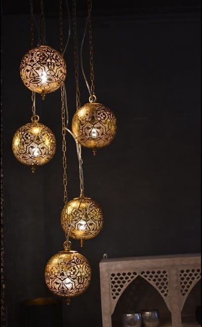 LM-Collection Oriëntaalse filigrain 5 bol Hanglamp - Ø30x120cm - E27 - Goud - Metaal - hanglampen eetkamer, hanglamp zwart, hanglampen woonkamer, hanglamp slaapkamer, hanglamp kinderkamer, hanglamp rotan, hanglamp hout, hanglamp industrieel