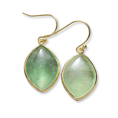 Marama - Oorbellen Strawberry Quartz Groen Edelsteen - stainless steel - edelsteen - goudkleurige afwerking - oorhangers - damesoorbellen
