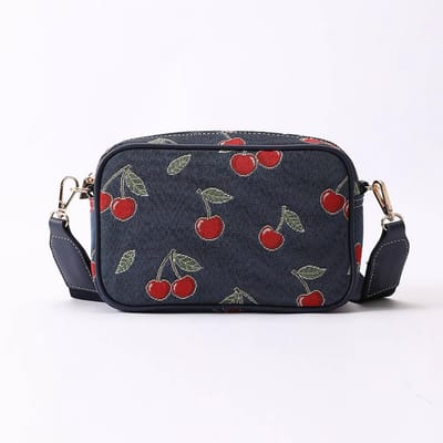 Camera tas - Schoudertas - Cherry - Kersen - Blauwe achtergrond