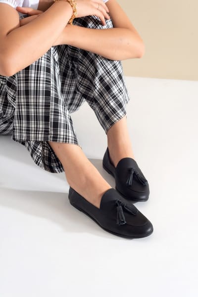 Mona Zacht Leren Kwast Loafer Dames