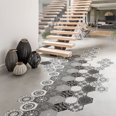Antislip vloerstickers met beschermlaag - ARANZA zeshoekige vloertegels - 60x135cm - 10 zeshoekige stickers 30x26cm
