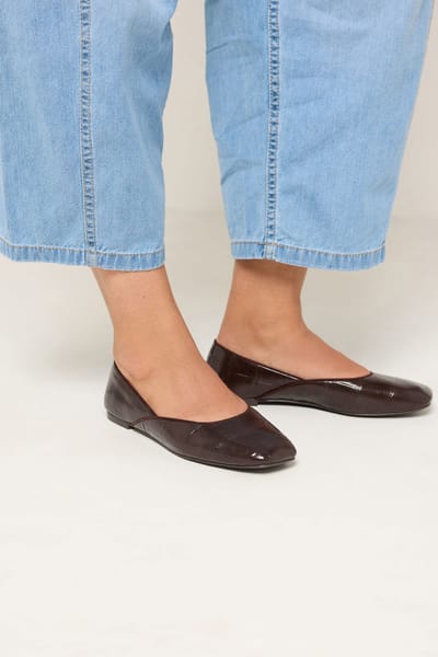 Yours Chocoladebruine Krokodillen Balletpumps Met Vierkante Neus In Brede Epasvormsize 37EEE