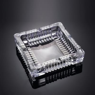 Decopatent - Luxe Glazen Asbak Vierkant 15 Cm - Transparant Design - Stevig Glas - Vierkante Asbak voor Binnen en Buiten gebruik - Stijlvolle Ronde Asbak - Afm: 15 x 15 x 4.2 Cm.