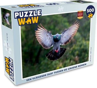 Puzzel Een vliegende duif tussen de groene bomen - Legpuzzel - Puzzel 500 stukjes
