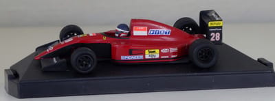 Modelauto Ferrari 643 F1 - 91 #28 Jean Alesi - Schaal 1:43