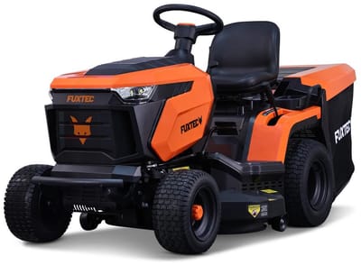 FUXTEC FX-RMT84M zitmaaier met een maaibreedte van 83 cm, 6-traps maaihoogteverstelling, grasvangvoorziening van 280 liter, hydrostatische transmissie.