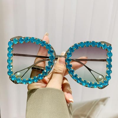 UV-beschermend Comfortabel Duurzaam Hoge Kwaliteit Stijlvol Retro High-End Designer Stijl Edgy Punk Oversized Dames Zonnebrillen As the picture