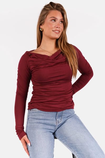 Getdrezzed Top - Maat: XS - Top met geplooide halslijn bordeaux