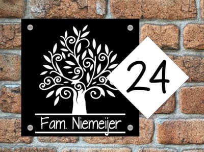 Naambordje / huisnummer voordeur boom 2 met nummer MAT zwart