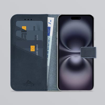My Style Telefoonhoesje geschikt voor Apple iPhone 16 Hoesje | My Style Flex Wallet Bookcase Portemonnee | Pasjeshouder voor 3 Pasjes | Telefoonhoesje voor Pinpas / OV Kaart / Rijbewijs - Royal Blue | Blauw