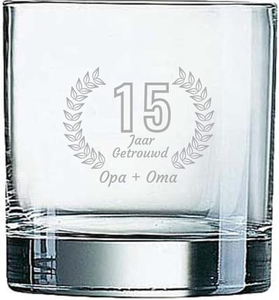 Gegraveerde Whiskeyglas 38cl Opa + Oma 15 jaar getrouwd