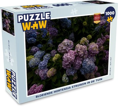 Puzzel Bloeiende hortensia struiken in de tuin - Legpuzzel - Puzzel 1000 stukjes volwassenen