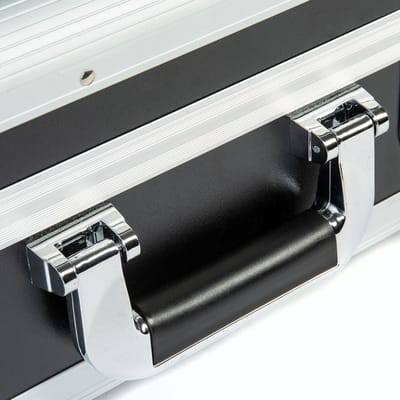 MUSIC STORE TT - Platenspeler case