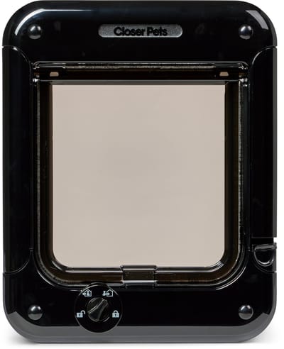 Cat Mate Kattenluik met 4-Voudige Handmatige Vergrendeling, 24,6 cm x 19,7 cm, Zwart 358BK