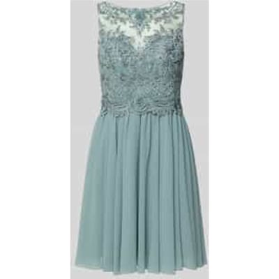 Cocktailjurk van tule met strass-steentjes