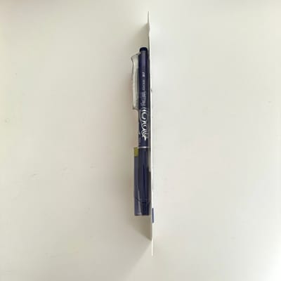 Pilot ball friction clicker size medium, original moyen l’original –hervulbare pen met losse en vaste gum- pen- balpen-removerball
