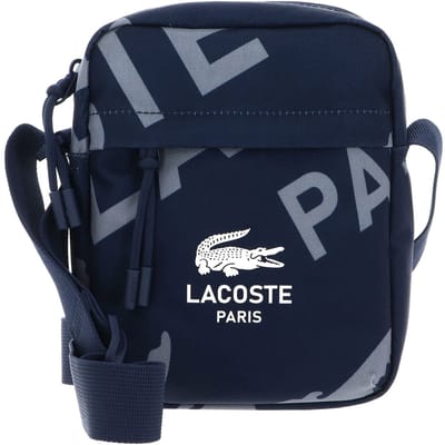 LACOSTE Schoudertas Vertical Camera Bag Allover Lacoste Paris Donkerblauw