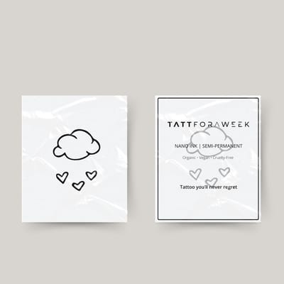 Tijdelijke tattoo wolk met hartjes | Neptattoo volwassenen | Tijdelijke tattoo voor volwassenen | Temporary tattoo | Plaktattoos voor volwassenen | Neptattoos | Probeer zorgeloos een tattoo | tattforaweek