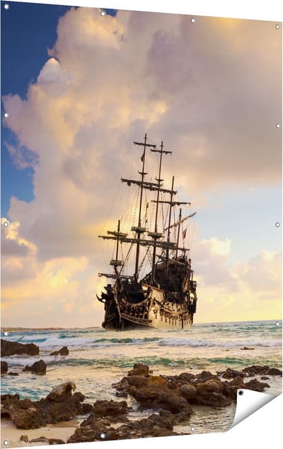 Gards Tuinposter Piratenschip aan de Kust bij Zonsondergang - 120x160 cm - Tuindoek - Tuindecoratie - Wanddecoratie buiten - Tuinschilderij