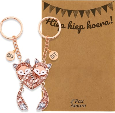 BFF Sleutelhanger voor 2 'Hiep Hiep Hoera' - Magnetische Vosjes - Sleutelhanger set op Cadeau Kaartje - Rosé Goud - Verjaardags Hanger - Pax Amare