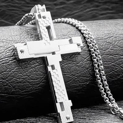 VANDAAG VERZONDEN - Ketting Kruis - Cor Sinho® - Kruis 5,7cm - Christelijk - Zilver Staal - Hanger - Sieraad - Religieus Cadeau Unisex