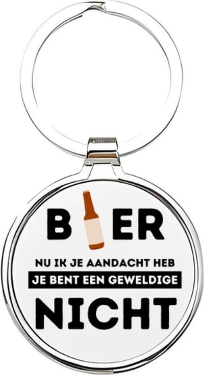 Akyol - je bent een geweldige nicht Sleutelhanger - 420 - de liefste nicht - nicht sleutelhanger - sleutelhanger - sleutelhanger voor nichten - familie sleutelhanger - verjaardagscadeautje - cadeau voor de liefste nicht - cousin - 4 x 7,5 CM