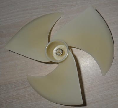 Koelkast Motor - Koelmotor Onderdeel - Koeling Herstellen - Origineel Onderdeel - 249.48 gram - Roze