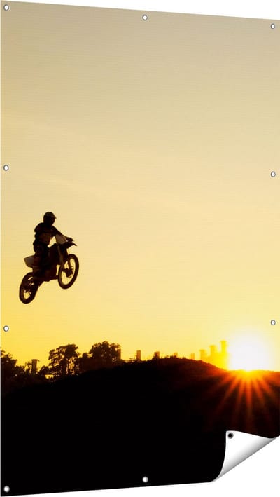 Gards Tuinposter Silhouet van een Motorcross bij Zonsondergang - 100x150 cm - Tuindoek - Tuindecoratie - Wanddecoratie buiten - Tuinschilderij