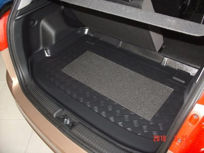 Kofferbakmat Kia Venga 2009-2020 (past in 5-deurs versie met het hoge gedeelte op de plank) - Guardliner