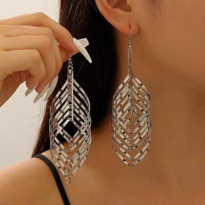 Lange Zilveren Holle Blad Oorbellen Dames Metalen Gepersonaliseerde Mode Oorbellen Overdreven High-end Oorbellen earrings black