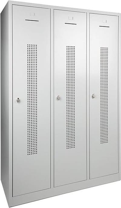 Garderobekast perfo deur met scheiding t.b.v. schoon/vuil indeling 180 hoog 120 breed 50 diep 3 deurs Grijs met hangoog sluiting (exl. hangslot) op sokkel