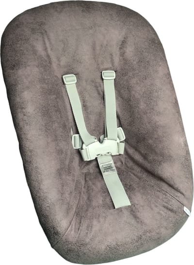 #57 Newborn hoes, Oud paars melange, Stokke Tripp Trapp. Ook geschikt voor Kidsmill Up.