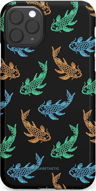 Casetastic hoesje geschikt voor Apple iPhone 11 Pro Max - Dubbellaagse bescherming - Neon Koi - Fashion Case - Zwart Petrol Donkergroen Bruin