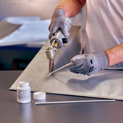 Zink soldeertin voor zachtsolderen - 2 stangen 295 mm, smelttemperatuur 200 °C