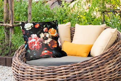 Sierkussen Buiten - Vintage - Kleurrijk - Bloemen - Modern - 60x60 cm - Weerbestendig