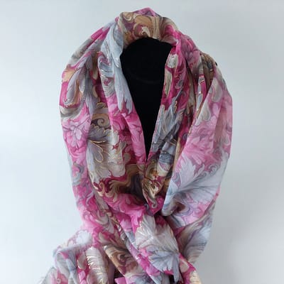 FUCHSIA sjaal fantasie blad motief - lente kleuren - blad - klassiek - chique - grootste collectie - betaalbaar - luxe - viscose