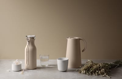 Eva Solo Fridge Karaf met Hoes 1 liter Soft Beige