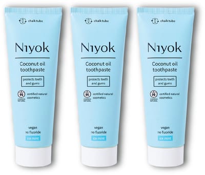 Ijzig Frisse Glimlach: 3x Niyok Kokosolie Tandpasta in IJs Mint, 75 ml